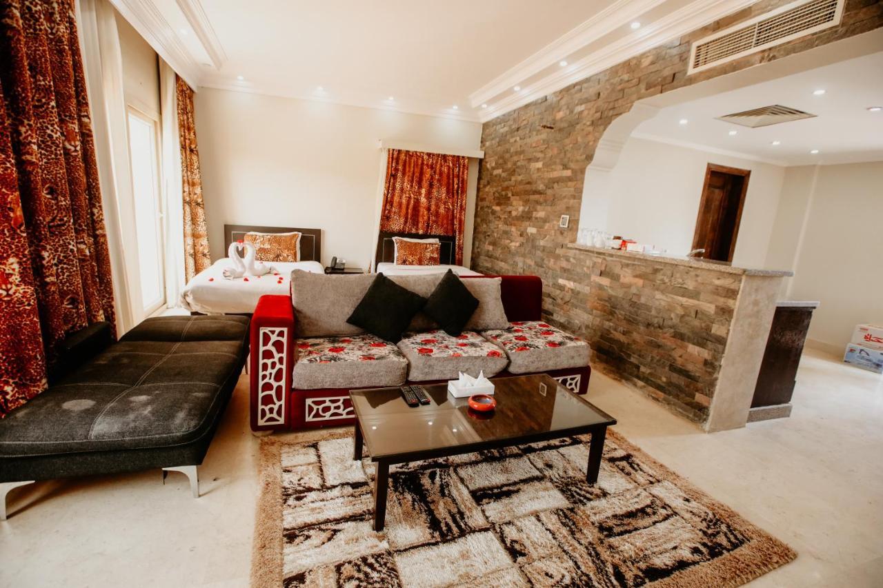 Caves Beach Resort Adults Only Hurghada Esterno foto