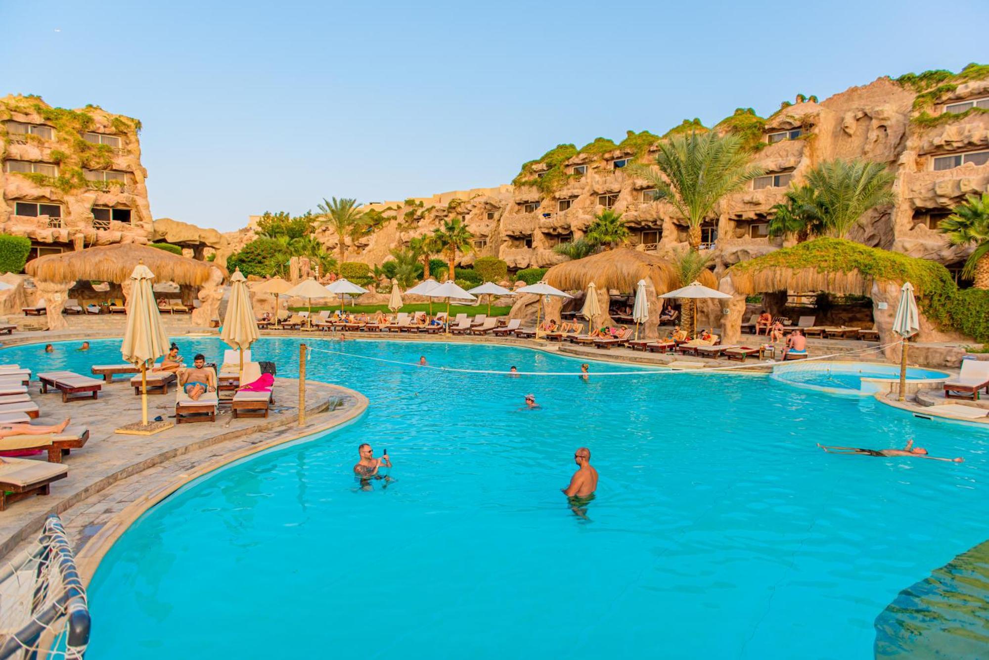 Caves Beach Resort Adults Only Hurghada Esterno foto